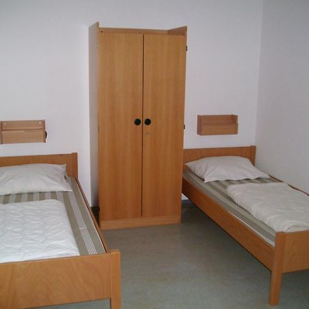 Jugendherberge Карлсруэ Экстерьер фото